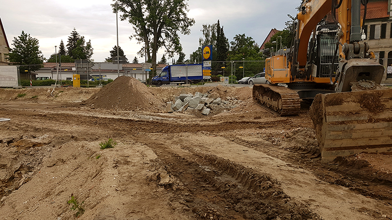 Baustelle Erdarbeiten Novita Seniorenzentrum Altdorf Bayern